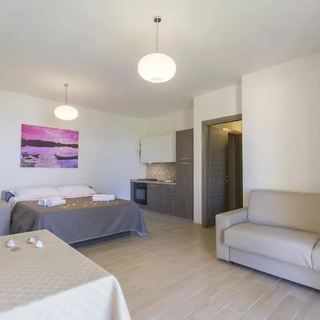 La Perla Dello Stagnone